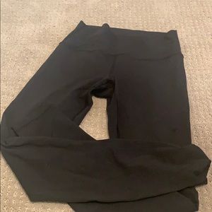 Size 6 Lululemon high rise wonderunder leggings